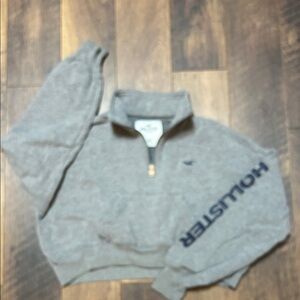 Hollister Light Gray Zip-Up Sweatshirt size XXS